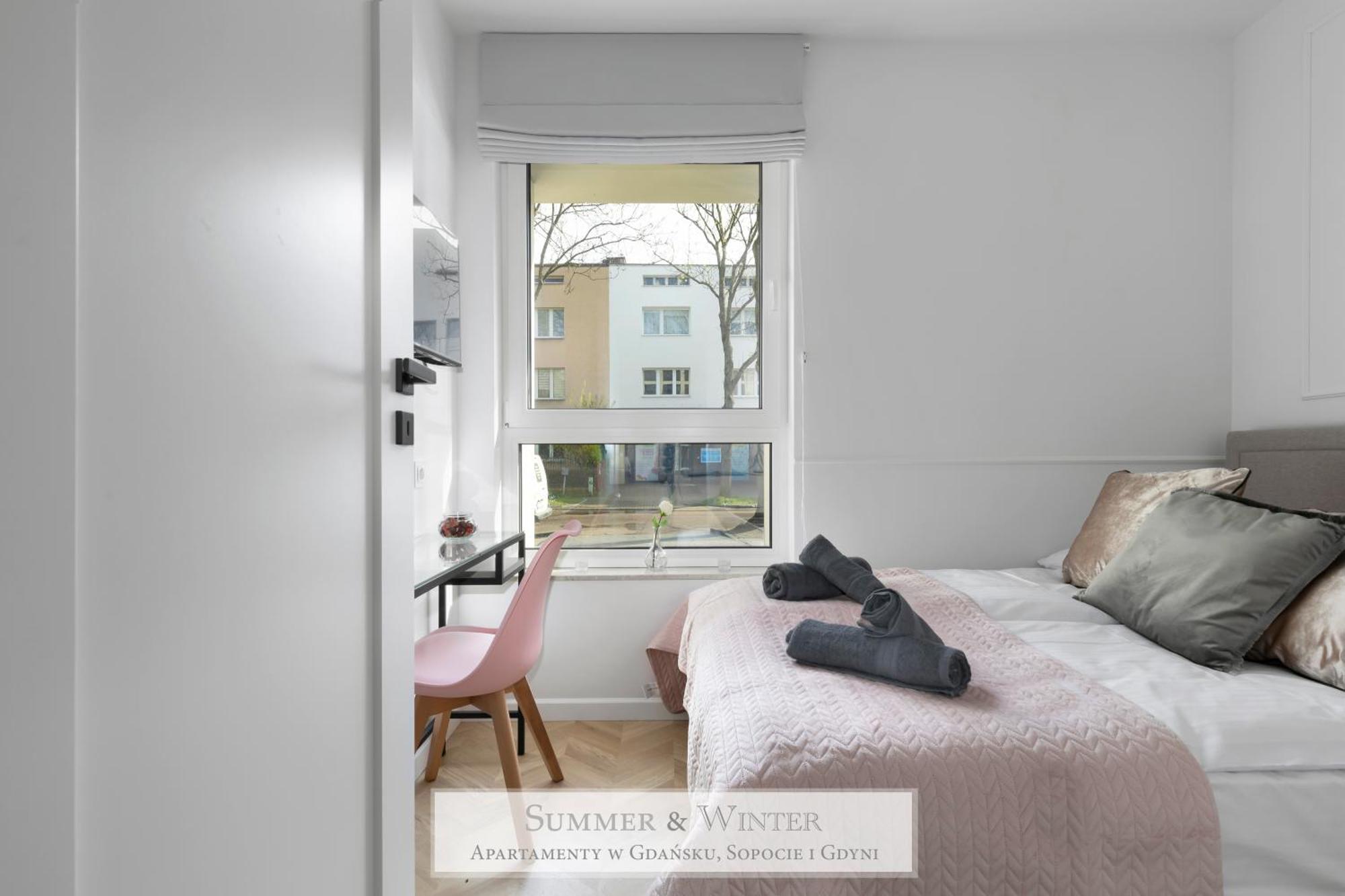 4 Stars, New Luxury Butterfly & Bike Apartments, Gdynia Orlowo, 15 Wyposazonych Mieszkan, Z Sypialnia, Winda I Platnym Parkingiem, Wysoki Standard Summerwinter, Blisko Molo Orlowo, Drog Rowerowych, Stadniny I Golf Park Exterior photo