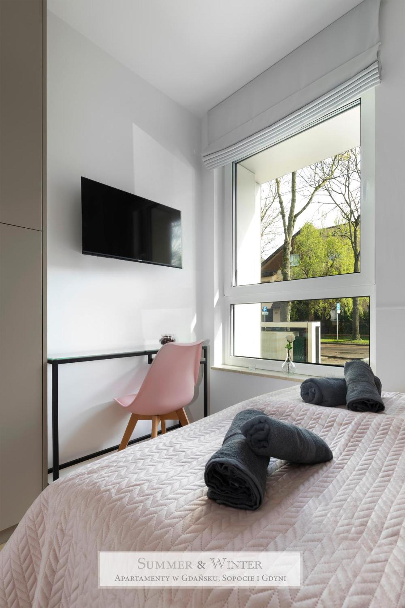 4 Stars, New Luxury Butterfly & Bike Apartments, Gdynia Orlowo, 15 Wyposazonych Mieszkan, Z Sypialnia, Winda I Platnym Parkingiem, Wysoki Standard Summerwinter, Blisko Molo Orlowo, Drog Rowerowych, Stadniny I Golf Park Exterior photo