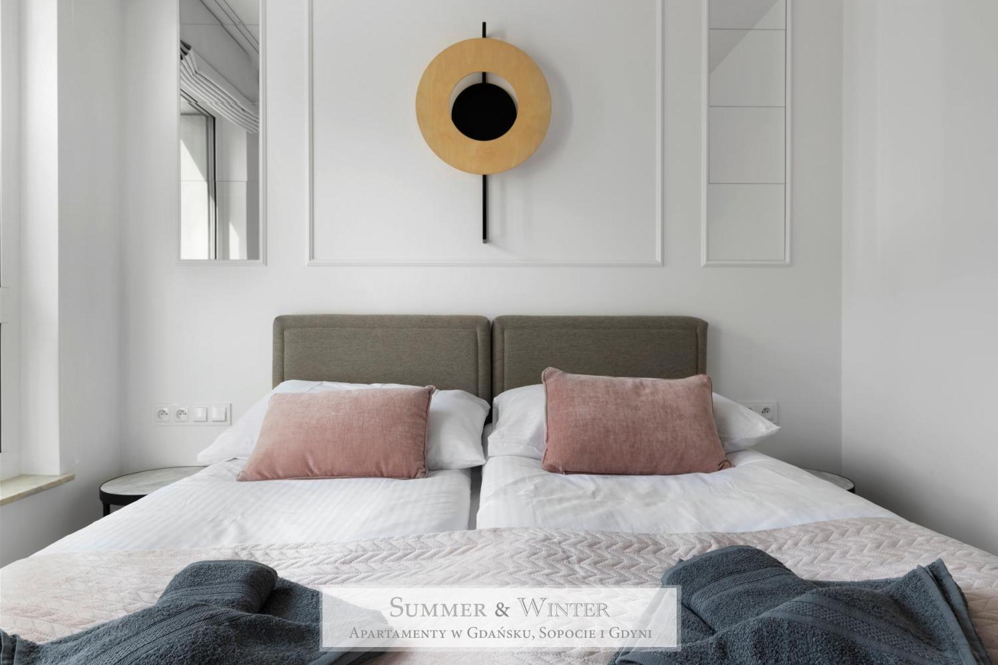 4 Stars, New Luxury Butterfly & Bike Apartments, Gdynia Orlowo, 15 Wyposazonych Mieszkan, Z Sypialnia, Winda I Platnym Parkingiem, Wysoki Standard Summerwinter, Blisko Molo Orlowo, Drog Rowerowych, Stadniny I Golf Park Exterior photo