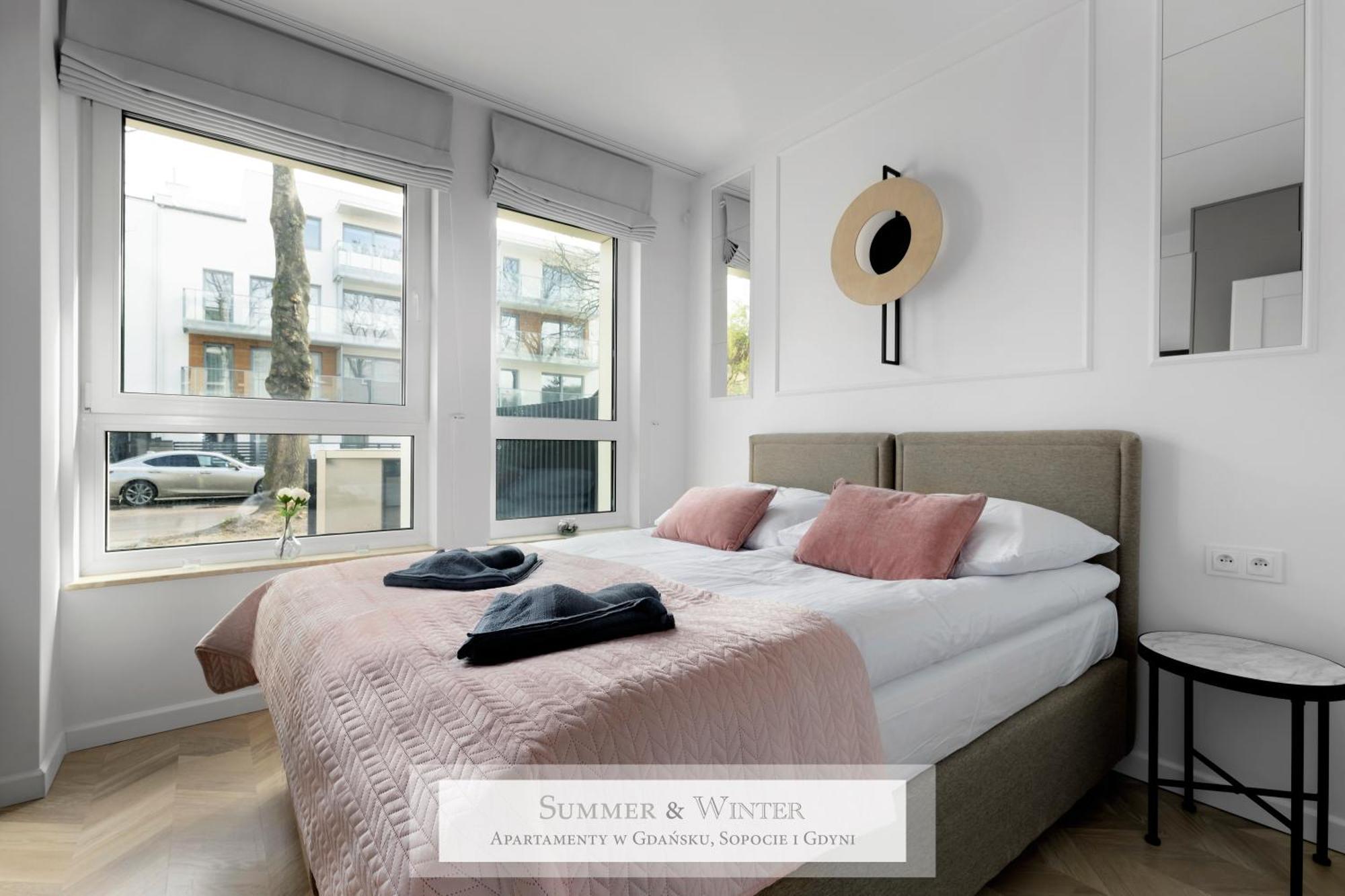 4 Stars, New Luxury Butterfly & Bike Apartments, Gdynia Orlowo, 15 Wyposazonych Mieszkan, Z Sypialnia, Winda I Platnym Parkingiem, Wysoki Standard Summerwinter, Blisko Molo Orlowo, Drog Rowerowych, Stadniny I Golf Park Exterior photo